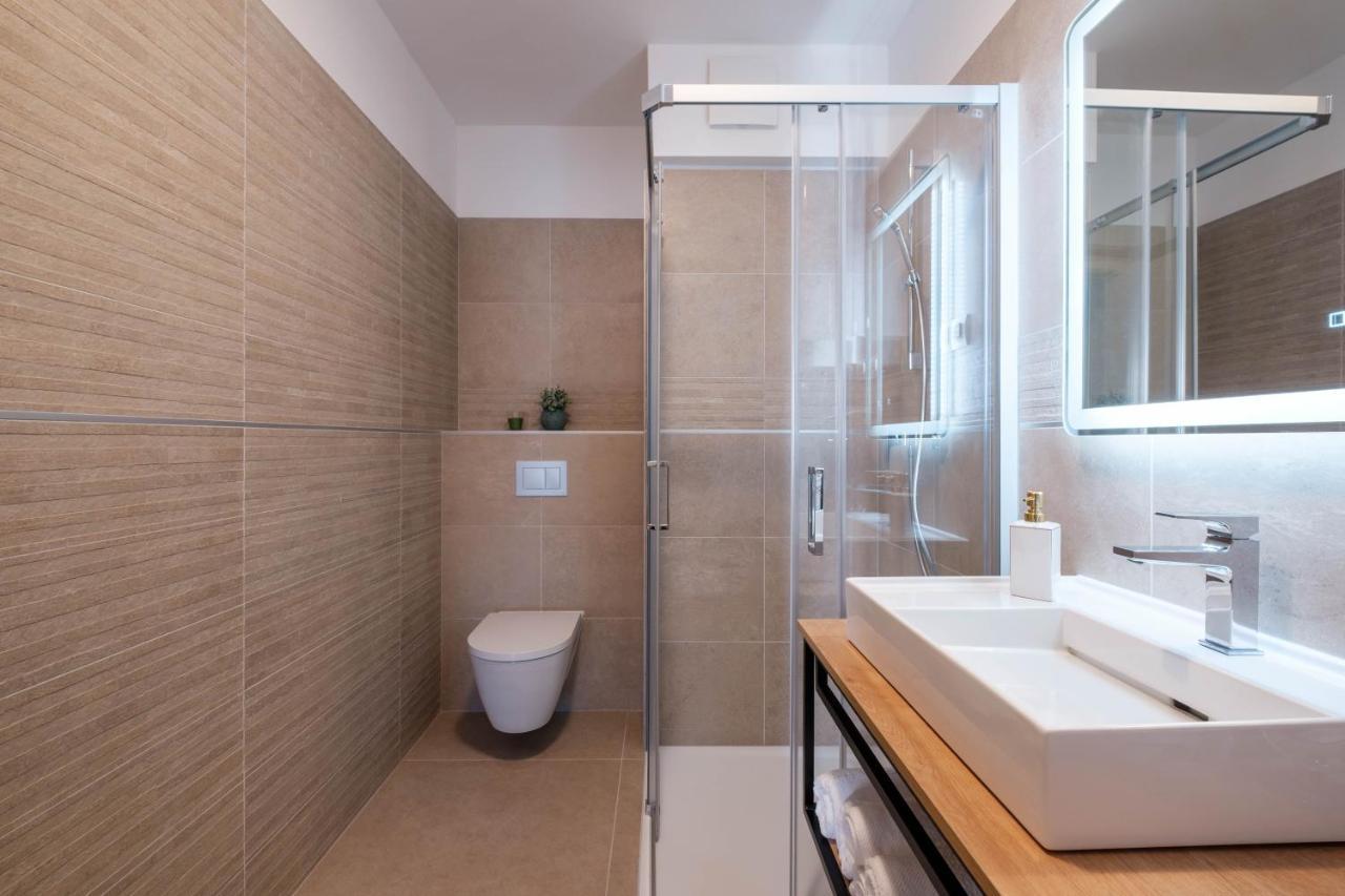 Mb Luxury Apartments 자다르 외부 사진