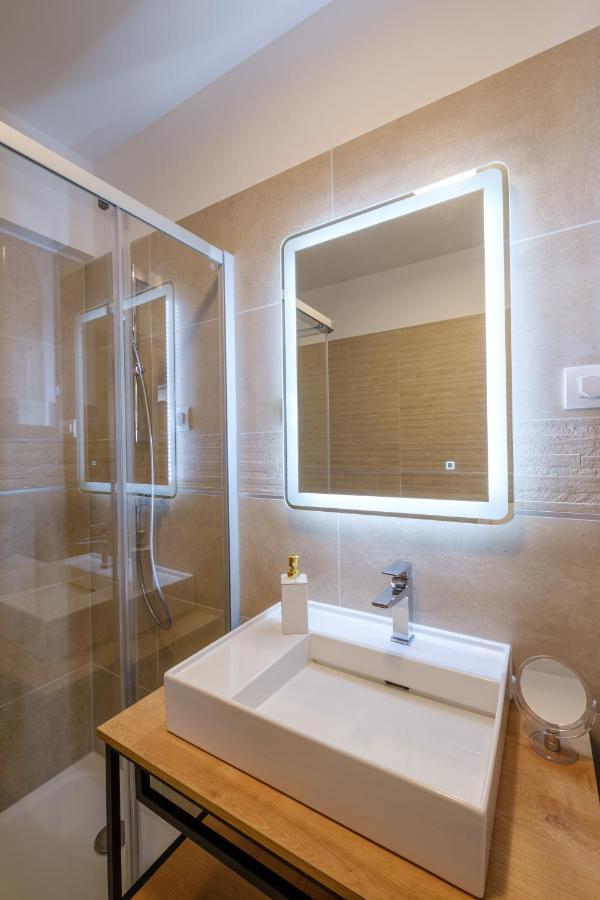 Mb Luxury Apartments 자다르 외부 사진